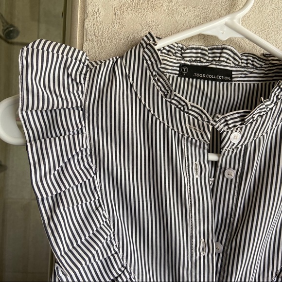 Button up - Picture 2 of 3